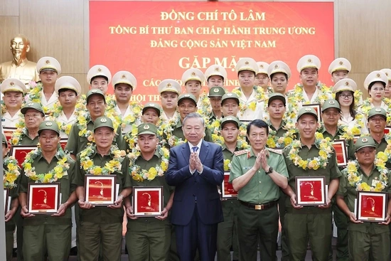 Tổng Bí thư Tô Lâm: Thi đua vì an ninh Tổ quốc có ở từng người, từ trong suy nghĩ, hành động và mọi công việc hằng ngày