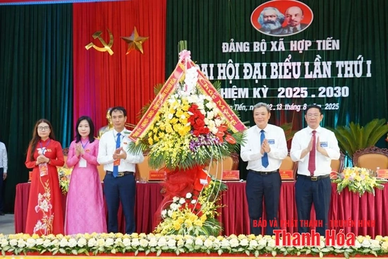 Đảng bộ xã Hợp Tiến đổi mới tư duy, cách làm, lấy phục vụ Nhân dân là mục tiêu cao nhất