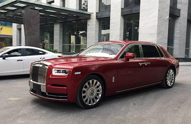 2 nămlần RollsRoyce lại ra mắt xe đắt nhất thế giới và không bao giờ sợ  ế vì lý do này