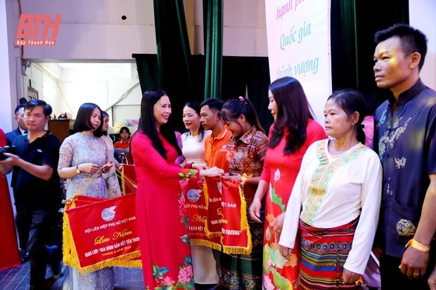 Liên hoan tiếng hát, các hình thức nghệ thuật “đăng ký m88 gắn kết yêu thương”