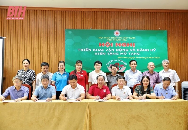 Triển khai thực hiện tốt các hoạt động nhân đạo, góp phần bảo đảm an sinh xã vao m88