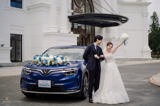 Các cặp đôi nô nức rủ nhau tham gia trải nghiệm xu hướng m88 trang chủ mới tại Almaz Wedding Fair 2024