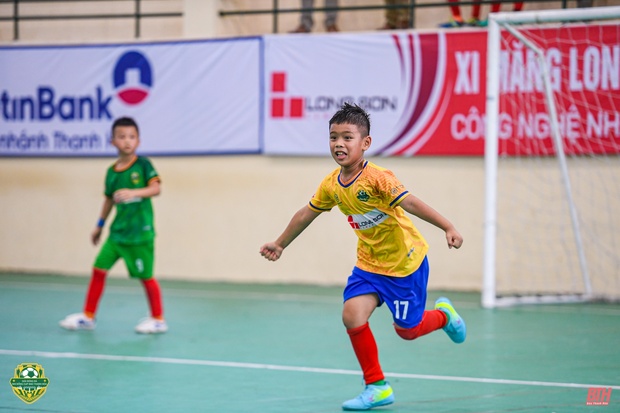 U8 TP link đăng nhập m88 và U10 Hà Trung lên ngôi vô địch Giải Bóng đá Nhi đồng Cup Báo link đăng nhập m88 lần thứ III - năm 2024