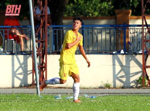 VCK Giải U21 quốc gia 2024: U21 Đông Á link vào m88 mới nhất vươn lên dẫn đầu bảng C