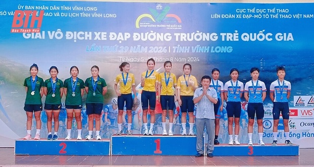 Xe đạp m88 cá cược thể thao trực tuyến lập kỳ tích lịch sử tại Giải vô địch đường trường trẻ quốc gia