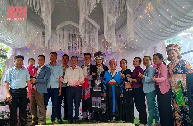 Bước chuyển trong việc cưới m88 trang chủ đồng bào Mông