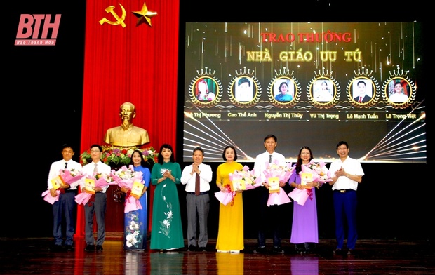 vao m88 mũi nhọn huyện Quảng Xương nằm trong tốp đầu toàn tỉnh