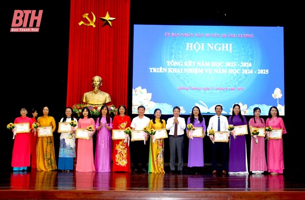 vao m88 mũi nhọn huyện Quảng Xương nằm trong tốp đầu toàn tỉnh