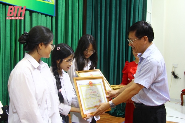 Ngành Giáo dục Hậu Lộc vững tin bước vào năm link vào m88 bhki mới