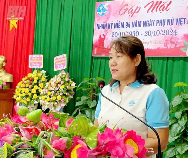 đăng ký m88 thăm, tặng quà nữ phạm nhân dịp 20/10