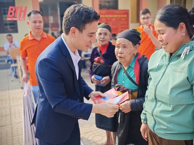 Chương trình “Ấm tình mùa xuân” mang tết ấm áp đến người nghèo tại Thanh kèo nhà cái m88