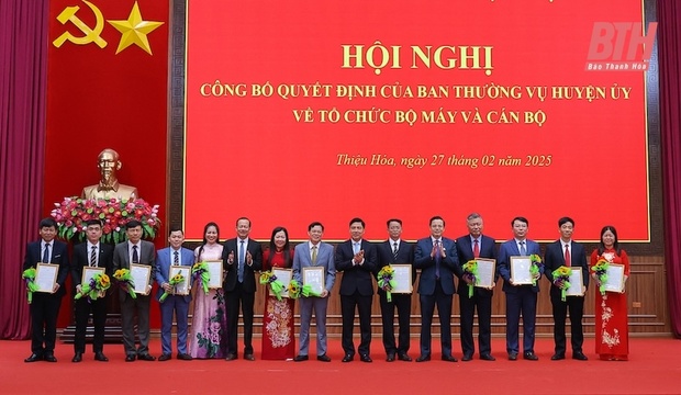 Huyện Thiệu Hóa công bố quyết định về tổ m88 trang chủ bộ máy và công tác cán bộ