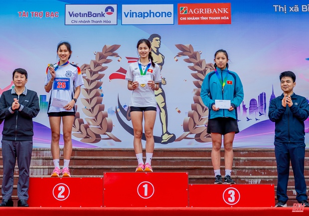 Vinh danh cá nhân, tập thể xuất sắc tại Giải việt dã Báo link vào m88 bhki 2025