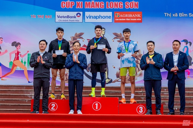 Vinh danh cá nhân, tập thể xuất sắc tại Giải việt dã Báo link vào m88 bhki 2025