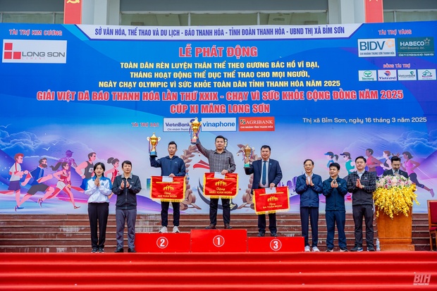 Vinh danh cá nhân, tập thể xuất sắc tại Giải việt dã Báo link vào m88 bhki 2025