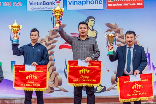 Vinh danh cá nhân, tập thể xuất sắc tại Giải việt dã Báo link vào m88 bhki 2025