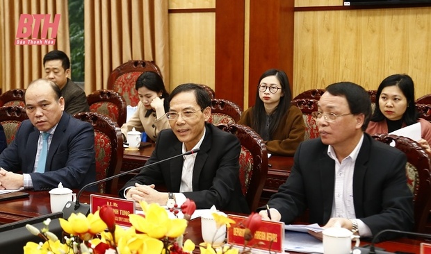 Phó Chủ tịch UBND tỉnh Đầu nhà cái m88 Tùng tiếp và làm việc với Đoàn đại biểu các trường đại học Liên bang Nga