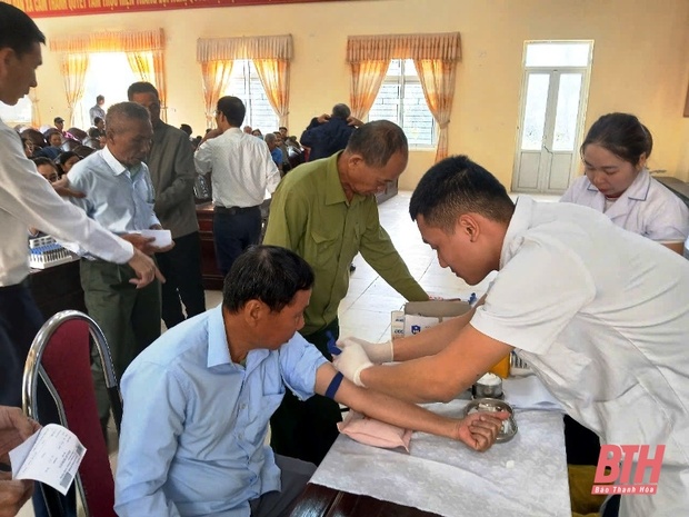 Tư vấn sức khỏe và tầm soát ung thư gan sớm cho 100 hội viên, m88 trang chủ huyện Cẩm Thủy