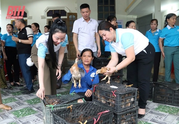 Nhiều hoạt động của phụ nữ chào mừng kỷ niệm 50 năm giải phóng miền Nam, thống m88 trang chủ đất nước