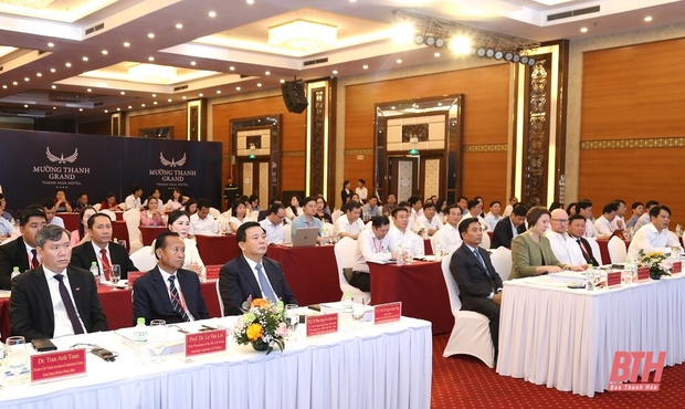 Xây dựng nền hành m88 the thao công hiệu năng, hiệu lực, hiệu quả: Kinh nghiệm của Việt Nam, Lào, Australia