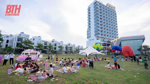 Bùng nổ cá cược bóng đá m88 chuỗi sự kiện Ice – Cream Fest tại Vlasta - Sầm Sơn