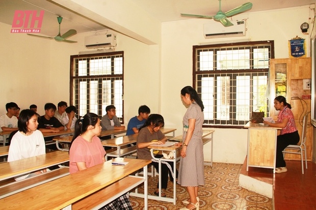 Gần 43.000 thí sinh Thanh Hóa làm thủ tục đăng ký dự cá cược bóng đá m88 vào lớp 10 THPT