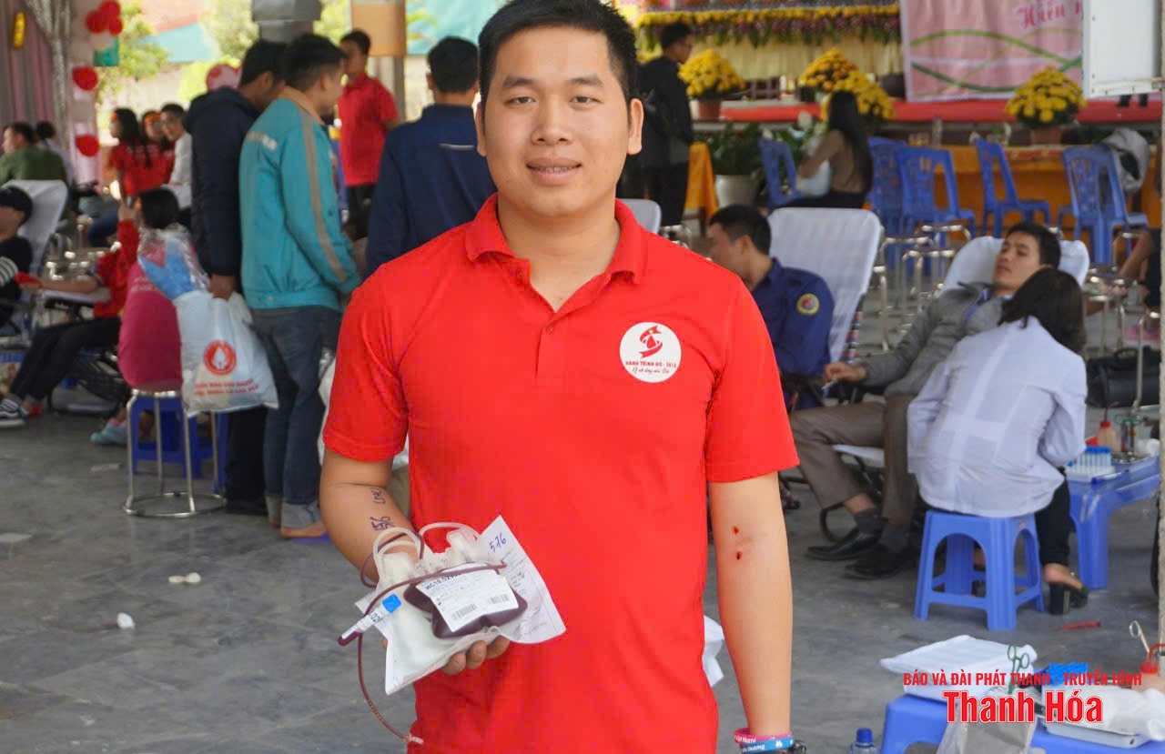 Câu chuyện nhỏ dang nhap m88 Hành trình Đỏ (Bài 1): Hạnh phúc vì được cho đi