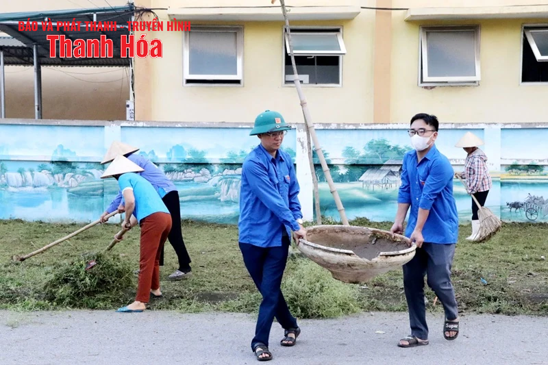 Hơn 100 cán bộ, m88 trang chủ viên, đoàn viên ra quân tổng vệ sinh môi trường