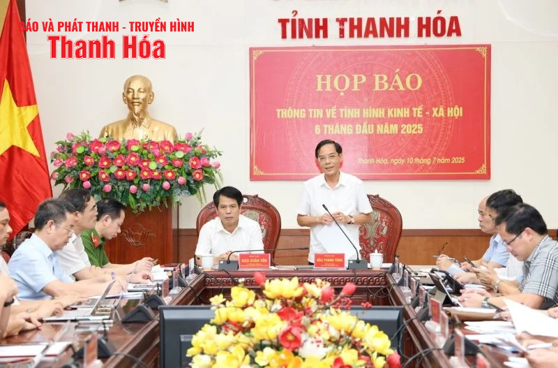 UBND m m88 họp báo thông tin tình hình kinh tế - xã hội 6 tháng đầu năm 2025