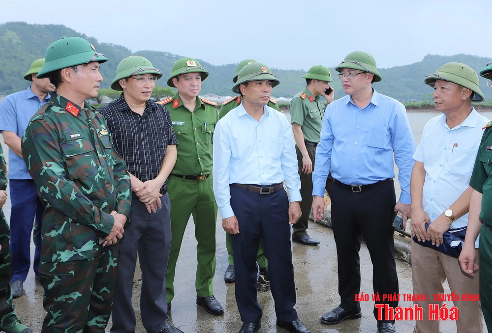 Bí thư m88 cá cược thể thao trực tuyến Nguyễn Doãn Anh kiểm tra công tác ứng phó với bão số 3