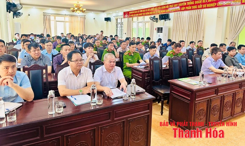 Chỉ trong 2 tuần, gần 160 xác lợn chết trên m88 cá cược thể thao trực tuyến tuyến kênh, công trình thủy lợi