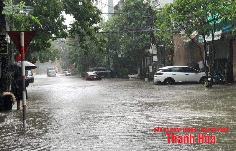 Mưa m m88 gây sạt lở, ngập lụt nhiều vị trí trên các tuyến giao thông