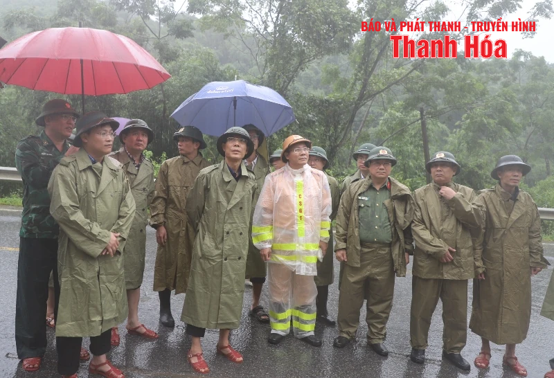 Phó Chủ tịch UBND tỉnh Đầu Thanh Tùng kiểm tra công tác ứng phó với thiên tai do m88 the thao số 3